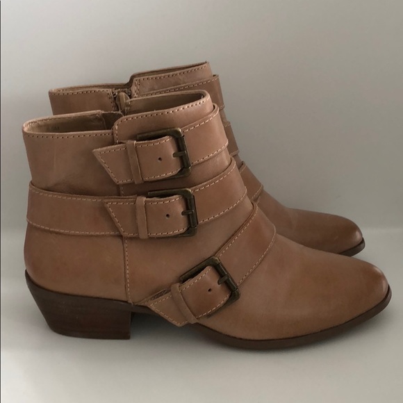 Gianni Bini Shoes - Gianni Bini Boots Size 8.5 New with Box